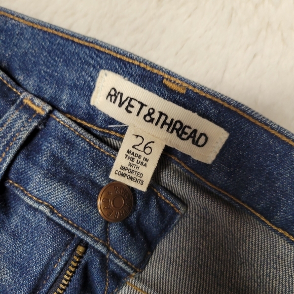 Madewell Rivet & Thread Cali Demi-Boot Jeans in Norvell Wash Size 26 - Picture 7 of 13